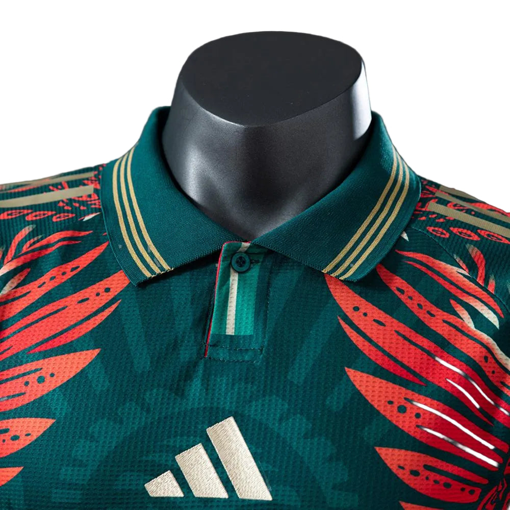 Detalle cuello camiseta México Águila 2025 edición especial diseño premium
