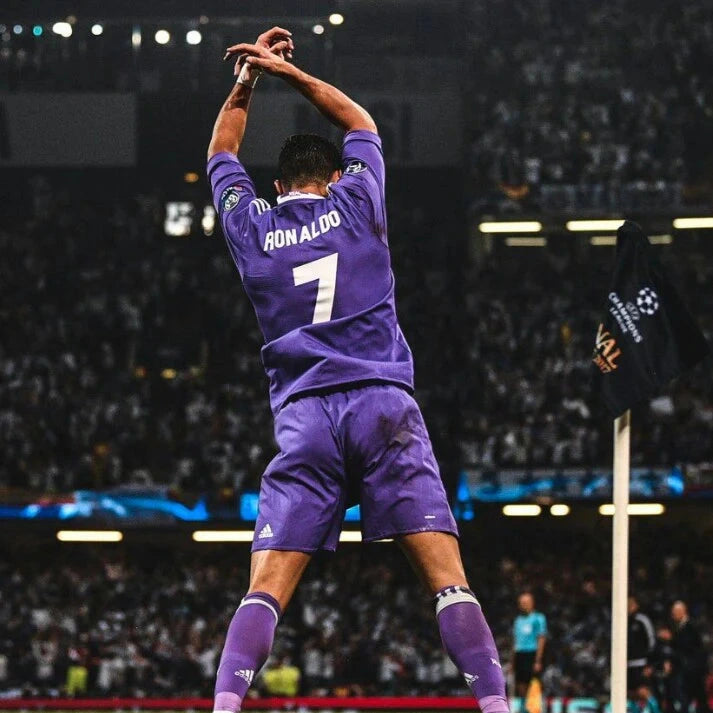 Real Madrid Visita 16/17 Manga Larga - Ronaldo 7